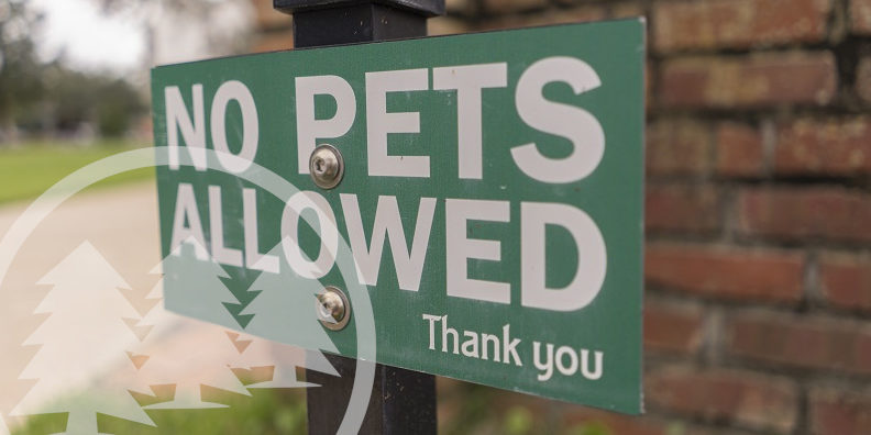 Green No Pets Allowed Sign Green No Pets Allowed Sign | HOA pet restrictions