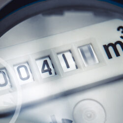 hoa pays for water bills